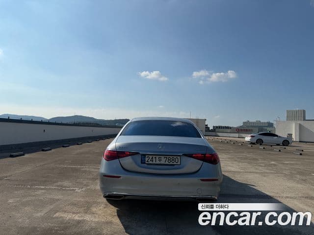Mercedes-Benz S-Class 2021 — Photo 8/11