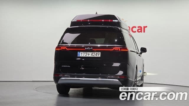Kia Carnival 2022 — Фото 4/20