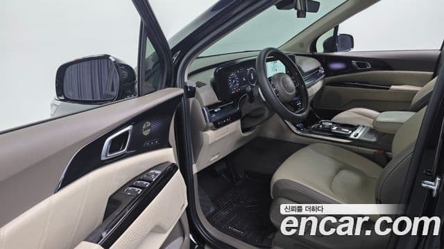 Kia Carnival 2022 — Фото 11/20