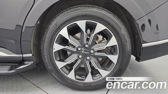 Kia Carnival 2022 — Şəkil 7/35