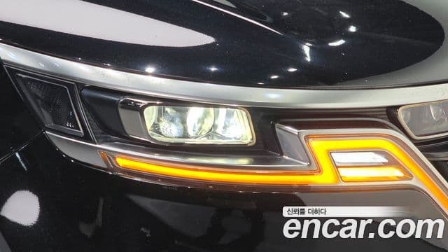 Kia Carnival 2022 — Şəkil 15/35
