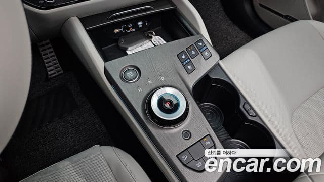 Kia Sportage 2025 — Photo 13/20
