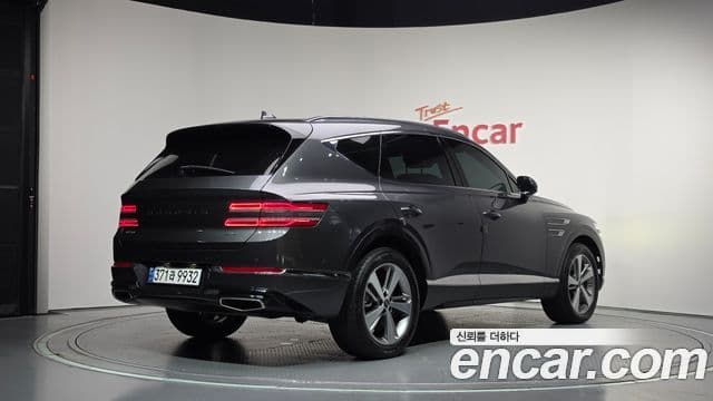Genesis GV80 2020 — ფოტო 11/33