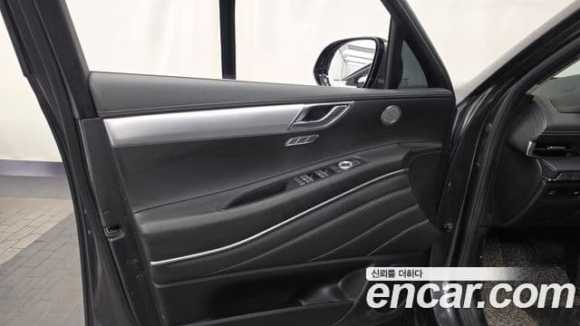 Genesis GV80 2020 — ფოტო 27/33