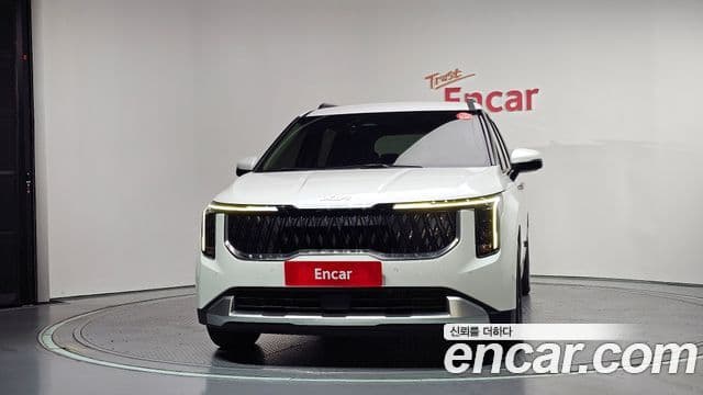 Kia Carnival 2024 — Şəkil 31/32