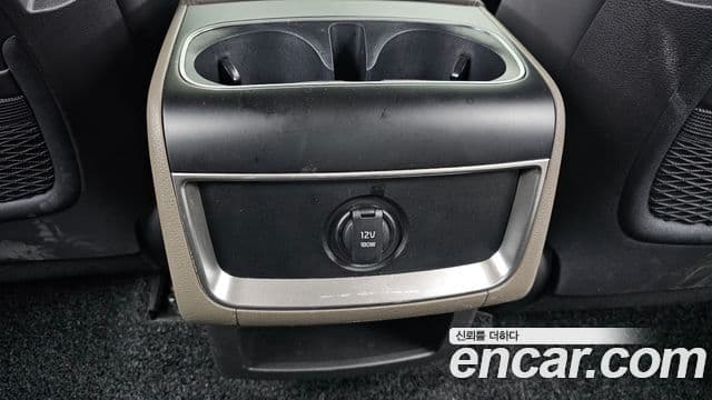 Kia Carnival 2024 — Şəkil 32/32