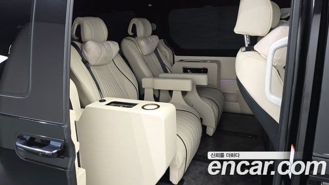 Hyundai Staria 2025 — ფოტო 7/20