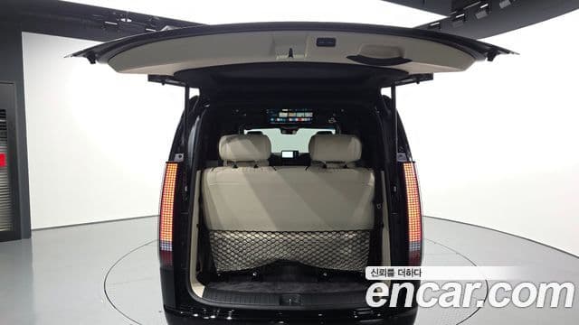 Hyundai Staria 2025 — ფოტო 16/20