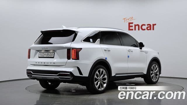 Kia Sorento 2022 — Фото 2/20