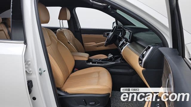 Kia Sorento 2022 — Фото 11/20