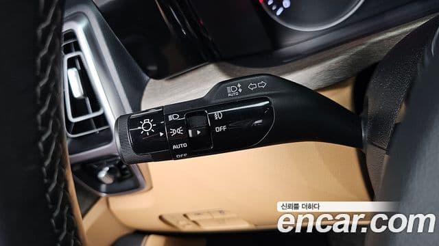 Kia Sorento 2022 — ფოტო 7/34