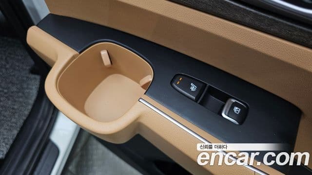 Kia Sorento 2022 — ფოტო 20/34