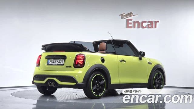 Mini Cooper S Convertible 2021 — Фото 2/20