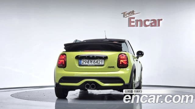 Mini Cooper S Convertible 2021 — Фото 4/20