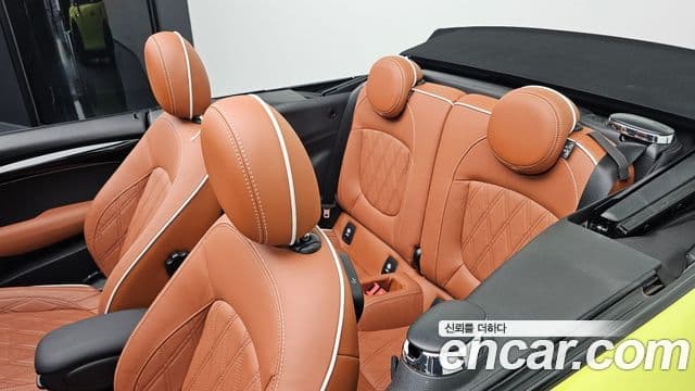 Mini Cooper S Convertible 2021 — Фото 12/20