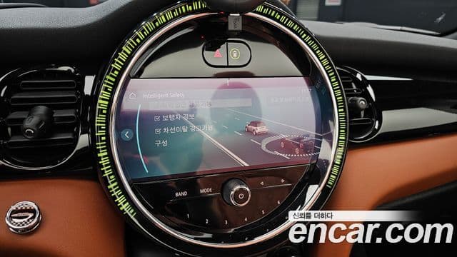 Mini Cooper S Convertible 2021 — Фото 17/20