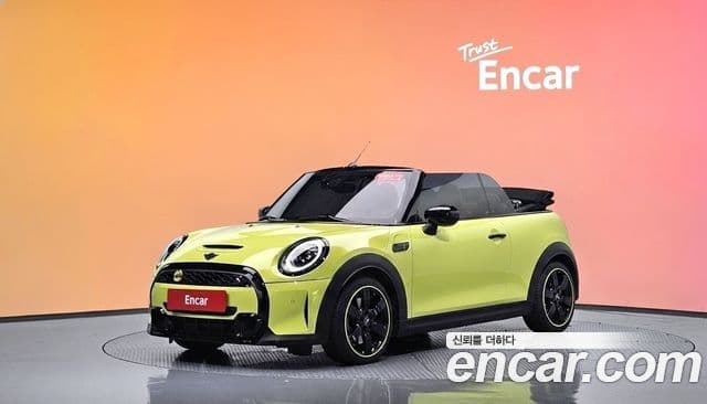 Mini Cooper S Convertible 2021 — Фото 1/20