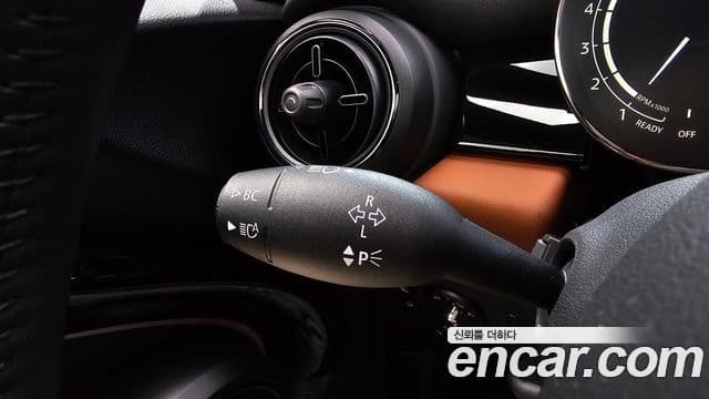 Mini Cooper S Convertible 2021 — ფოტო 12/32