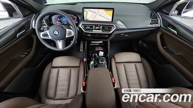 BMW X4 2025 — Photo 22/35