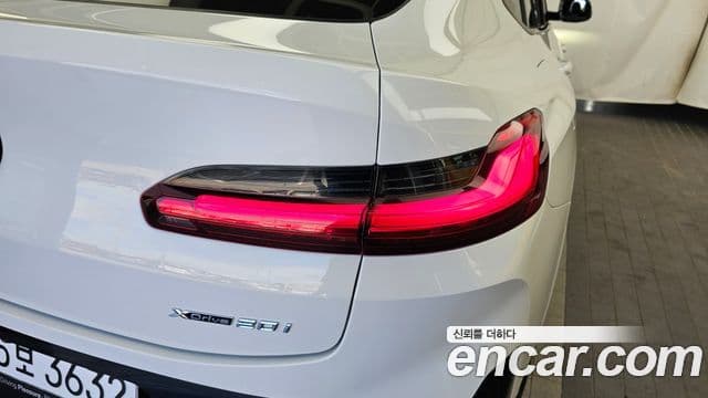 BMW X4 2025 — Photo 14/35