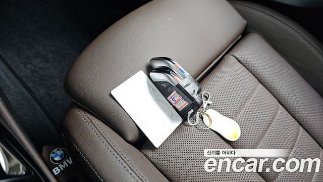 BMW X4 2025 — Photo 10/35
