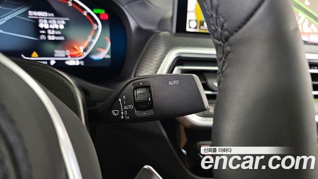 BMW X4 2025 — Photo 3/35