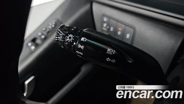 Hyundai Staria 2024 — Фото 19/20