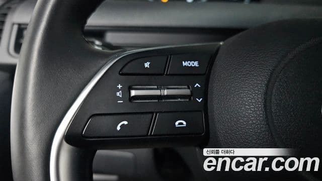 Hyundai Staria 2024 — Photo 7/31