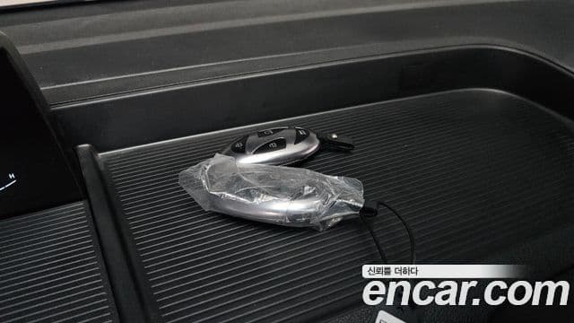 Hyundai Staria 2024 — Photo 23/31