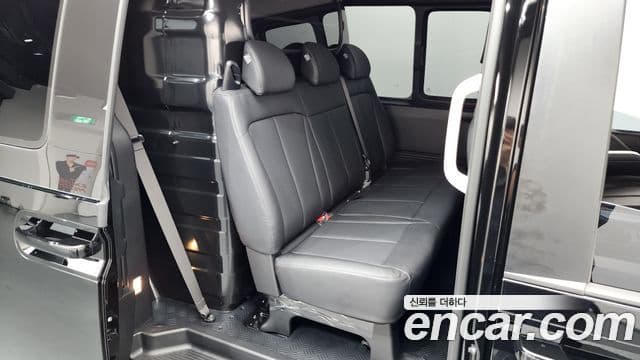 Hyundai Staria 2025 — Фото 12/20
