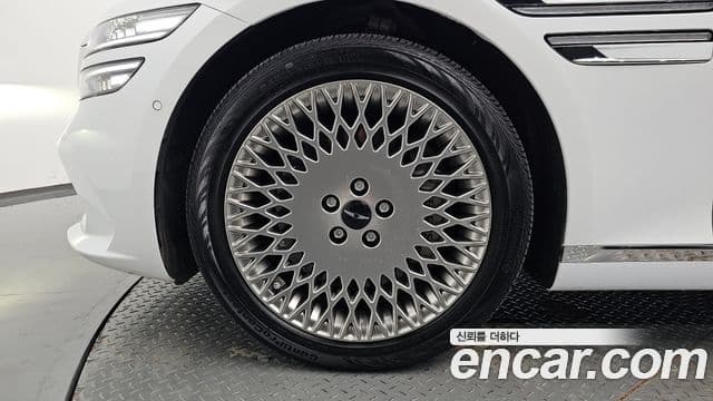 Genesis G80 2025 — Photo 9/34
