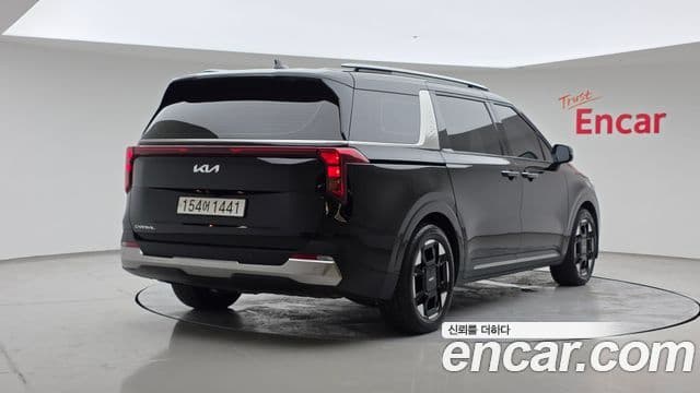 Kia Carnival 2024 — Фото 2/20