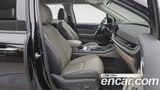 Kia Carnival 2024 — Фото 11/20