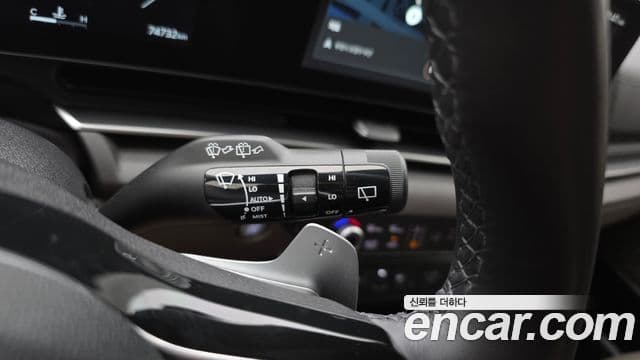 Kia Carnival 2024 — Фото 17/20