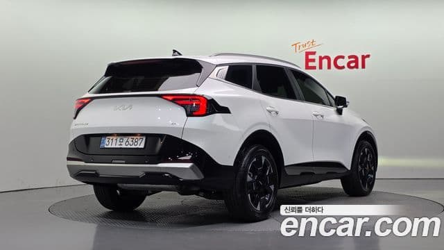 Kia Sportage 2025 — Фото 2/20