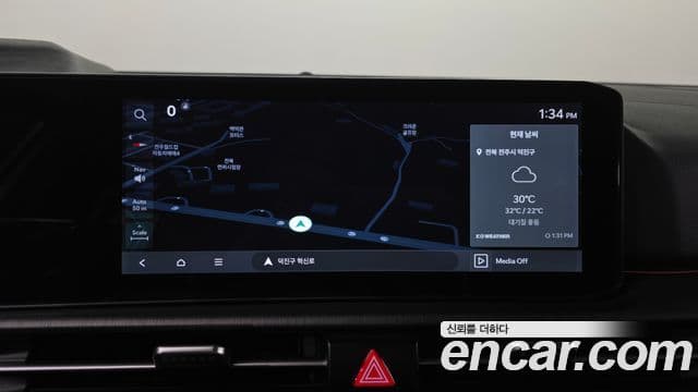 Kia Sportage 2025 — Photo 13/35