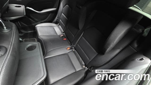 Mercedes-Benz B-Class 2018 — ფოტო 19/29