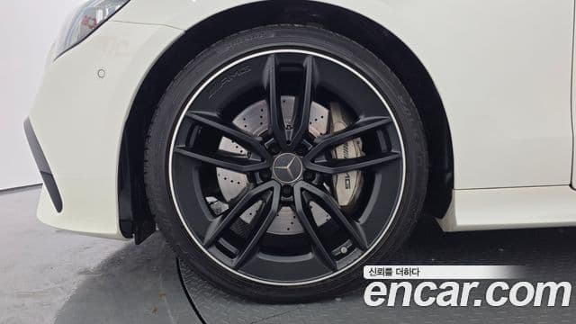 Mercedes-Benz E-Class 2021 — ფოტო 12/20