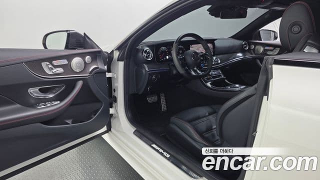 Mercedes-Benz E-Class 2021 — ფოტო 20/20