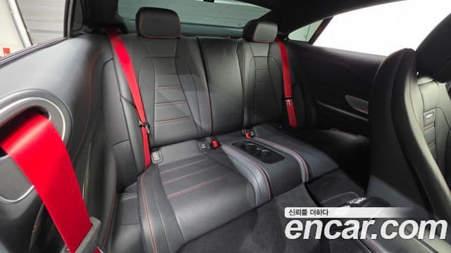 Mercedes-Benz E-Class 2021 — ფოტო 4/20