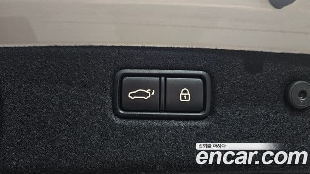 Genesis G70 2018 — Photo 27/31