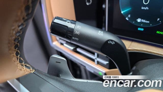 Hyundai Santa Fe 2024 — Photo 34/38
