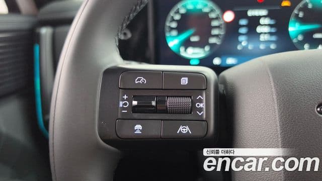 Hyundai Santa Fe 2023 — Şəkil 18/37