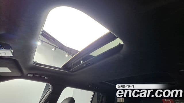 Hyundai Santa Fe 2023 — Şəkil 31/37