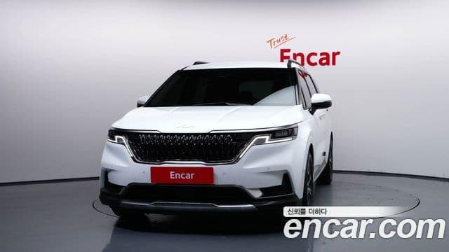 Kia Carnival 2023 — Фото 3/20
