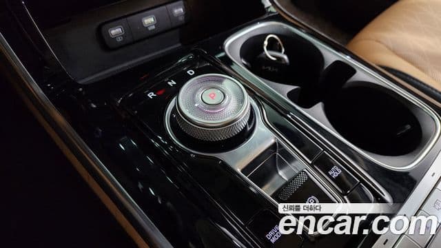 Kia Carnival 2023 — Фото 9/20