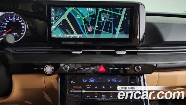 Kia Carnival 2023 — Фото 13/20