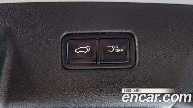 Kia Carnival 2023 — Şəkil 8/35