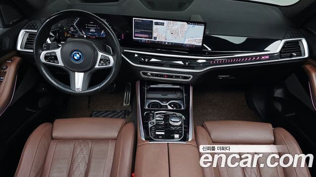 BMW X5 2023 — Photo 17/42