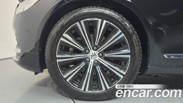 Volvo S90 2021 — Şəkil 11/33